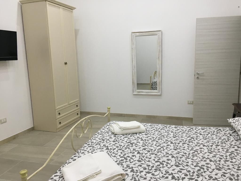 Casa Vacanze Ortigia Syracuse ภายนอก รูปภาพ